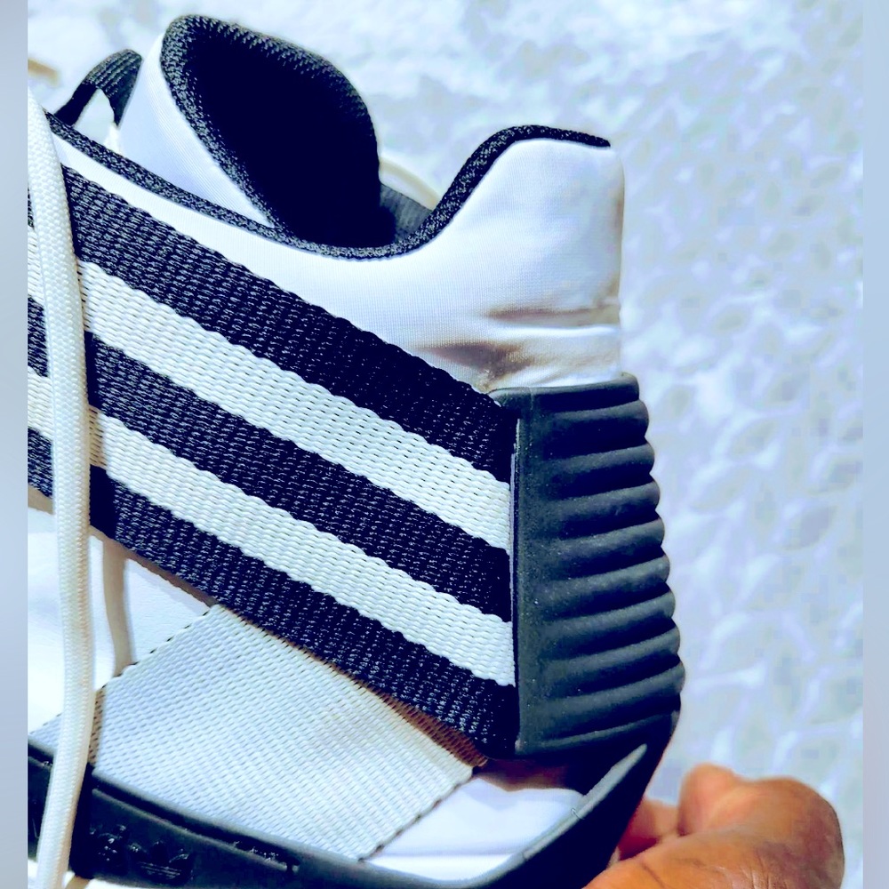 Adidas shoes retro 80s